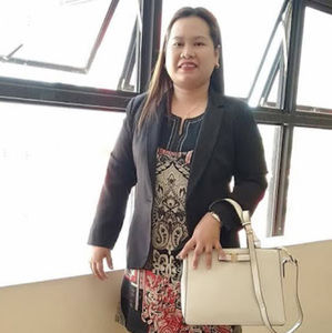 Meet your Posher, Roanne eve